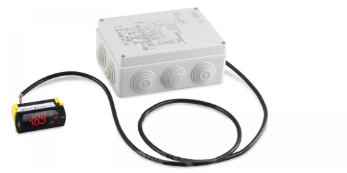 PJEZS8I050 Контроллер Easy split, питание 230В, плата и дисплей, 2 реле: 1 (30 A), 1 (16 A)